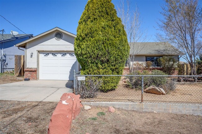 property at 4654 E Donna Dr