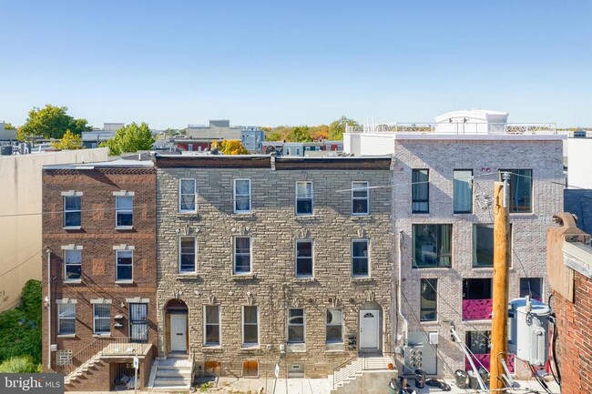 1808 N 18th St in Philadelphia, PA - Foto de edificio - Building Photo