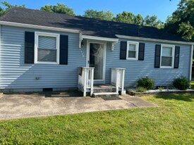 5925 Carl Pl in Nashville, TN - Building Photo