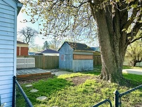 1697 London in Lincoln Park, MI - Building Photo - Building Photo