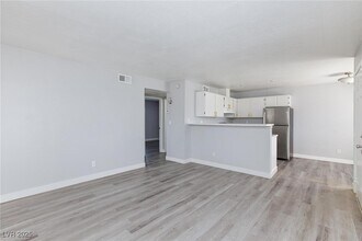 4170 E Tonopah Ave in Las Vegas, NV - Building Photo - Building Photo