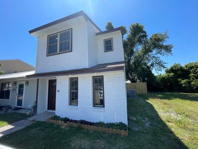 property at 112 Parker Village Cir