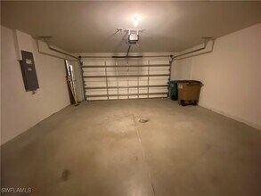 3438 NE 8th Pl in Cape Coral, FL - Building Photo - Building Photo