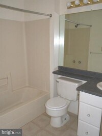 711 Portland St photo'