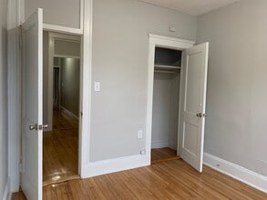 1367 Commonwealth Ave, Unit 3 in Boston, MA - Foto de edificio - Building Photo