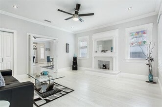 4719 Junius St in Dallas, TX - Building Photo - Building Photo