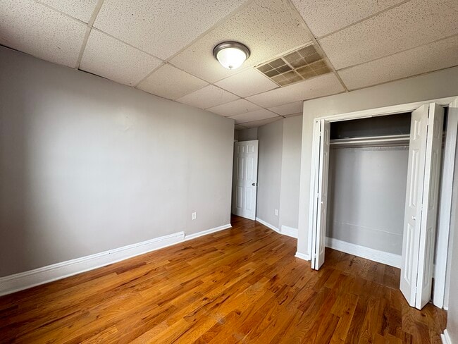 58 2nd St, Unit 5 in Elizabeth, NJ - Building Photo - Building Photo