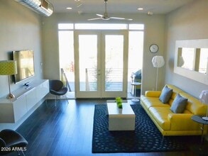 516 E Ames Pl in Phoenix, AZ - Foto de edificio - Building Photo