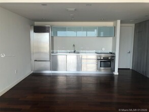 1040 Biscayne Blvd, Unit 3706 in Miami, FL - Building Photo - Building Photo