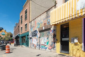 371 Metropolitan Ave in Brooklyn, NY - Building Photo - Building Photo