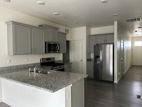 941 Canal W Dr in Brighton, CO - Building Photo - Building Photo