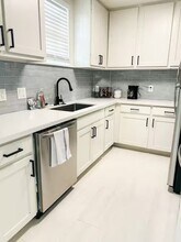 1228 2nd Ave S, Unit A in Texas City, TX - Building Photo - Building Photo