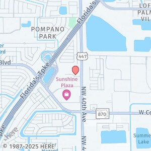4059 Lakeside Dr in Tamarac, FL - Building Photo