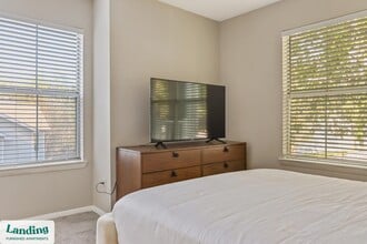 934 Garden Walk Blvd, Unit 1316 in Atlanta, GA - Building Photo - Building Photo