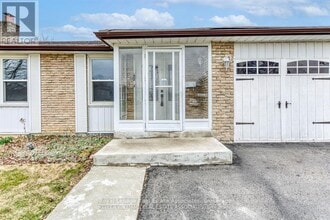 27 Gondola Crescent in Brampton, ON - Building Photo - Building Photo