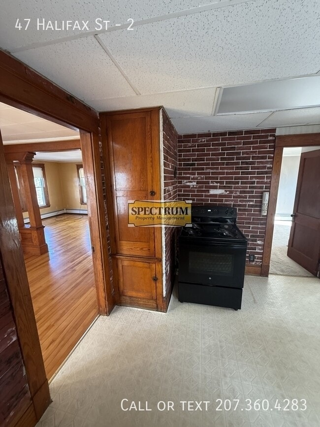 47 Halifax St in Winslow, ME - Building Photo - Building Photo