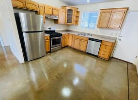 1188 N Riverview Blvd in Tucson, AZ - Building Photo