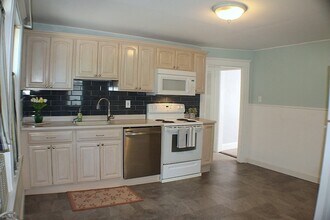 120 Glendale Rd in Quincy, MA - Building Photo - Building Photo