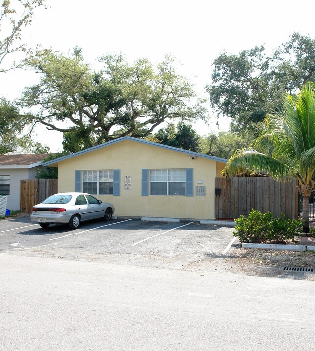 712-716 SW 14th Ave in Fort Lauderdale, FL - Building Photo