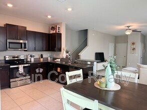 10454 Shady Preserve Dr in Riverview, FL - Building Photo - Building Photo