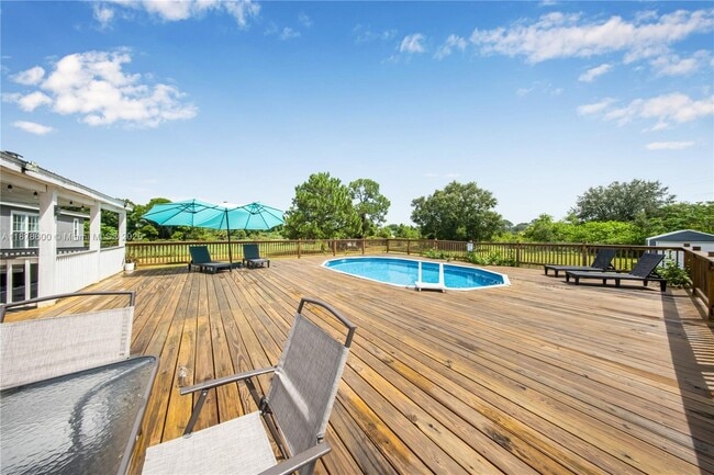 property at 755 N Quebrada St