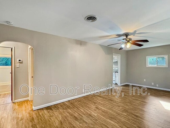 416 Burbank St in Williamsburg, VA - Building Photo - Building Photo