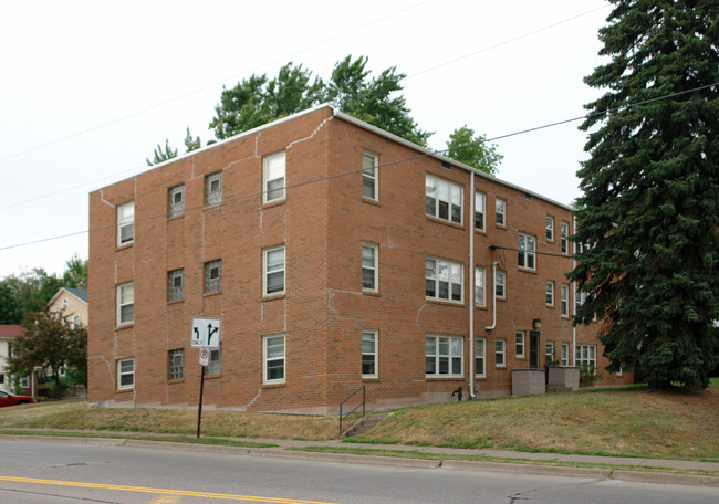 Avon in Duluth, MN - Foto de edificio - Building Photo