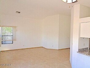 4725 E Brown Rd in Mesa, AZ - Building Photo - Building Photo
