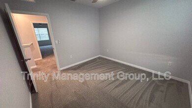 10519 Quail Grv Wy in San Antonio, FL - Building Photo - Building Photo