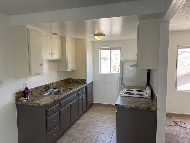 1030 W 159th St, Unit 5