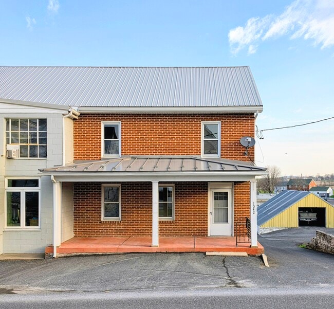 1042 Martindale Rd, Unit 1042 in Ephrata, PA - Foto de edificio - Building Photo