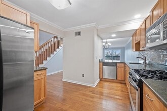 18 Skyview Terrace in Clifton, NJ - Building Photo - Building Photo