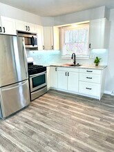 2168 Plainfield Ave in Norton Shores, MI - Building Photo - Building Photo