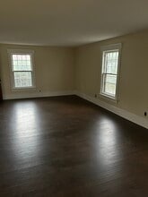 1725 Woodland Ave NW, Unit Upstairs 1725 in Canton, OH - Building Photo - Building Photo