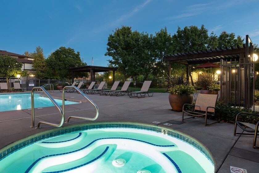 Vintage Willow Creek Apartments Folsom, CA Apartments For Rent