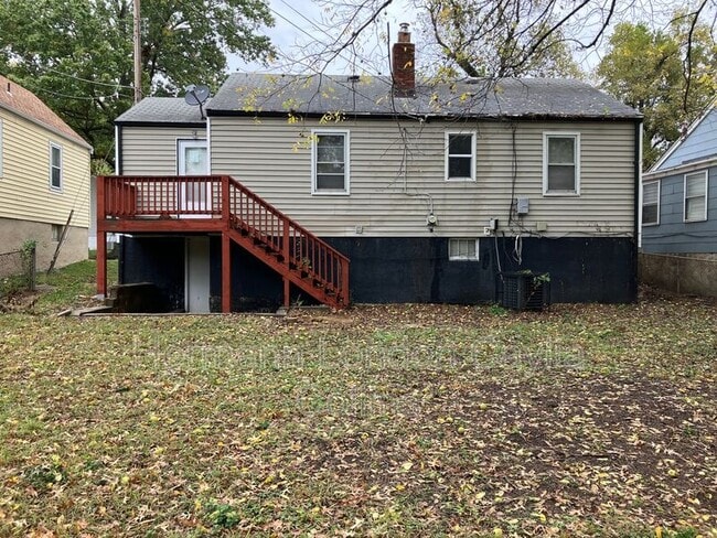 7504 Stanwood Dr in St. Louis, MO - Building Photo - Building Photo