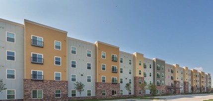 Meadows at Nicholson in Baton Rouge, LA - Building Photo - Building Photo