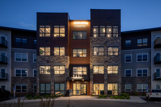 Garland Commons - 55+ in Maple Grove, MN - Foto de edificio - Building Photo