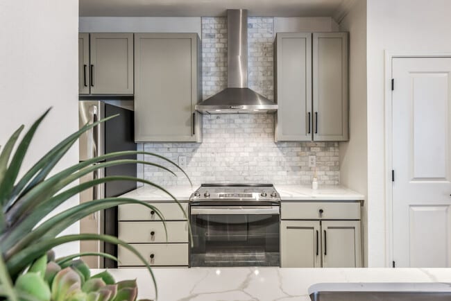 property at 552 Gillette St