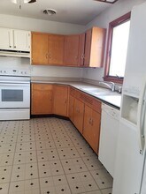 1606 Oxford Dr in Champaign, IL - Building Photo - Building Photo