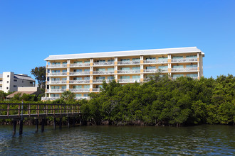 Dolphin Key Condominiums in Indian Shores, FL - Building Photo - Building Photo