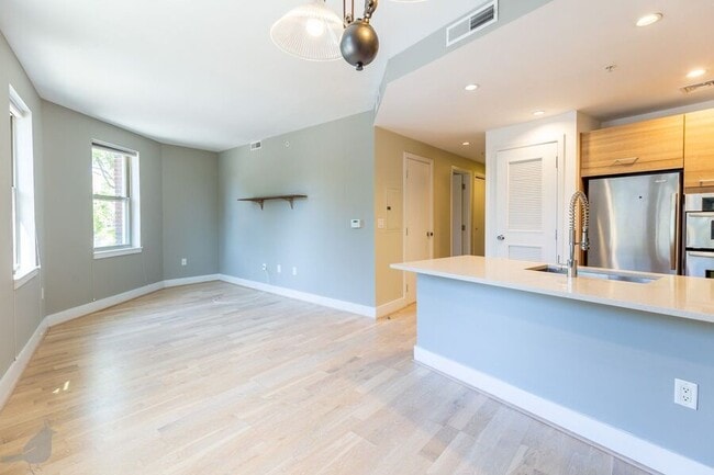 property at 1020 Monroe St NW