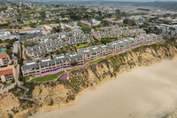 Seascape in Solana Beach, CA - Foto de edificio - Building Photo