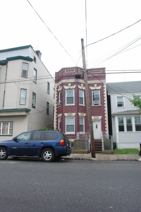 183 Washington St in Perth Amboy, NJ - Building Photo