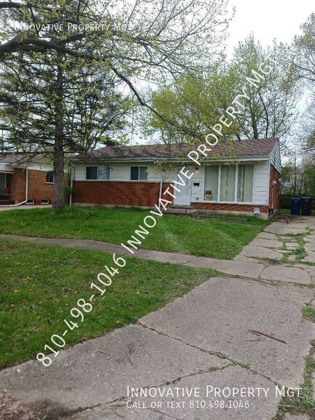 5905 Griggs Dr in Flint, MI - Building Photo - Building Photo