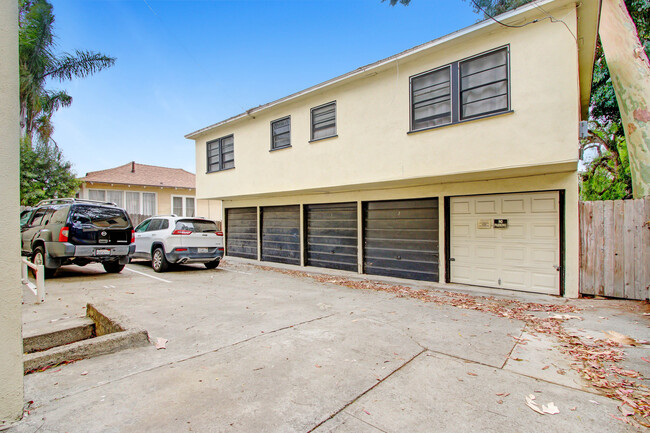 2638 4th St in Santa Monica, CA - Foto de edificio - Building Photo