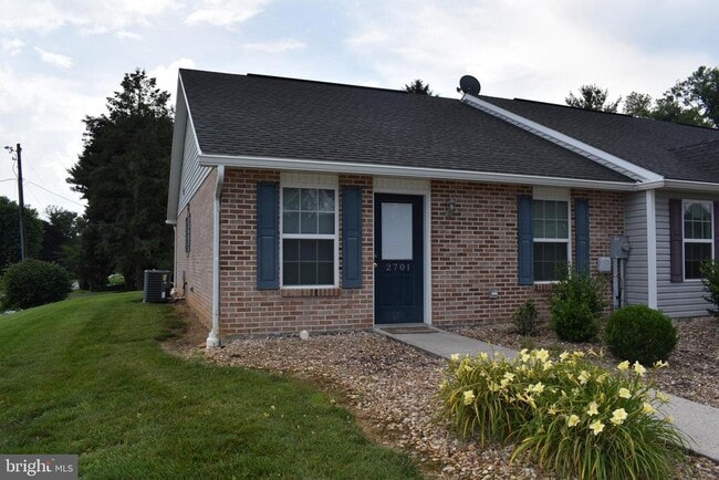 property at 2701 Roosevelt Dr