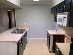 323 John Wesley Blvd in Bossier City, LA - Building Photo - Building Photo