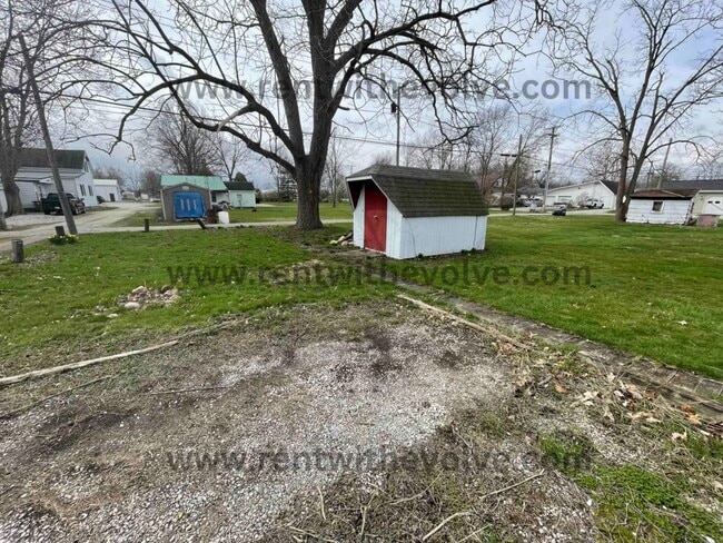 815 W Main St in Portland, IN - Building Photo - Building Photo