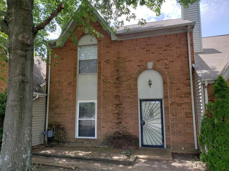 3740 Deer Crossing in Memphis, TN - Foto de edificio